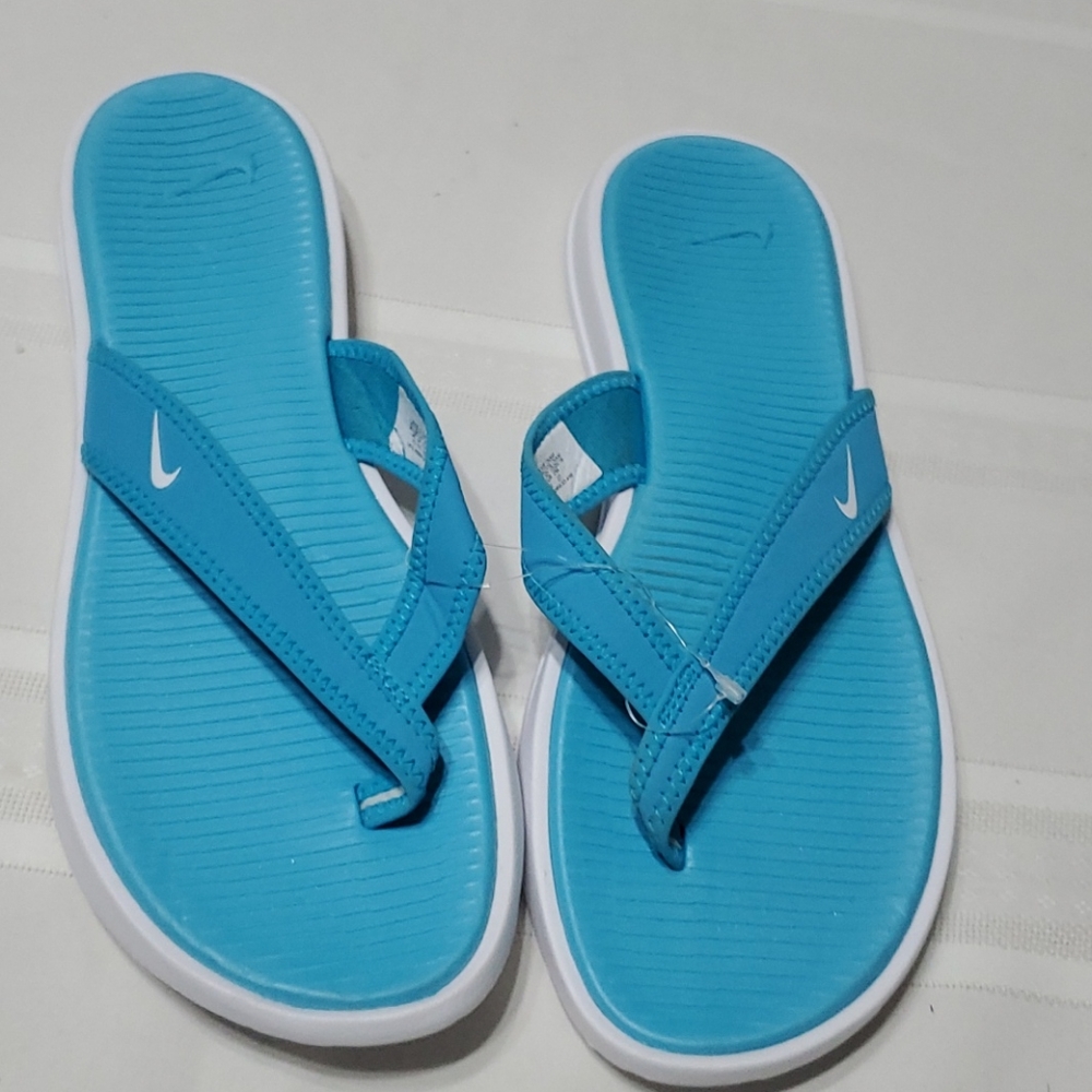 New Aqua Blue  and White NIKE Thong Flip Flops